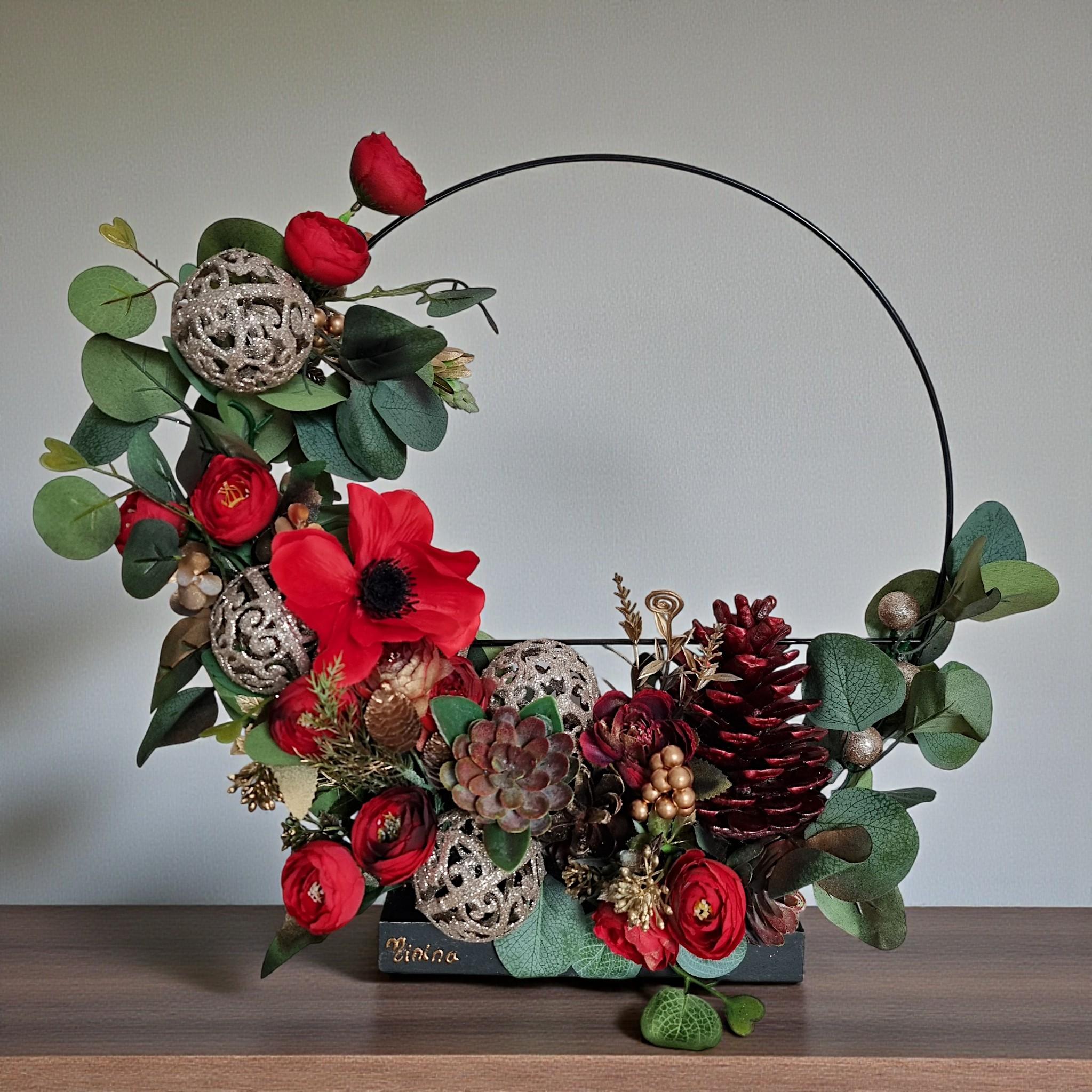 Aranjament Craciun, cerc metalic 40 cm 1 Aranjament Craciun, cerc metalic 40 cm