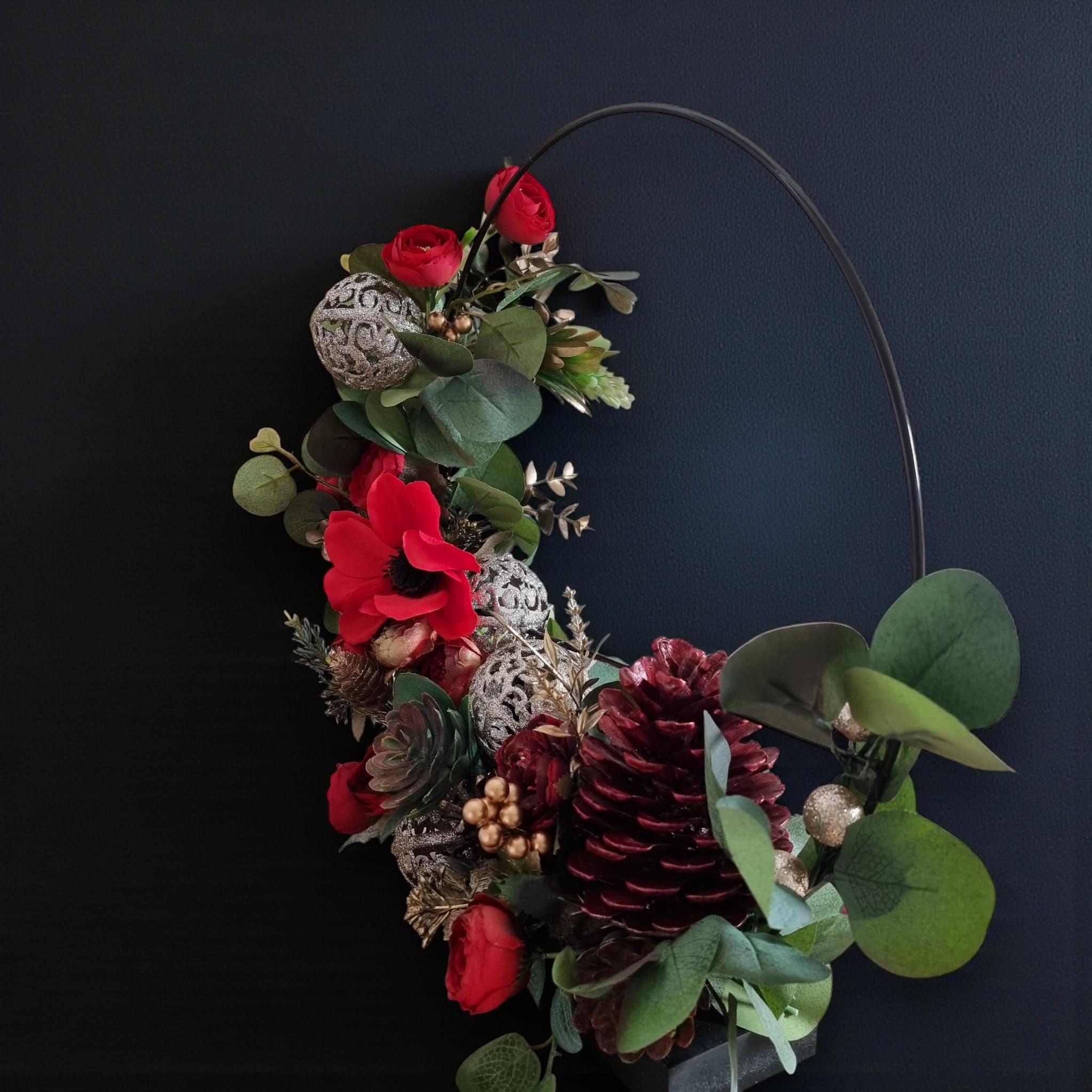 Aranjament Craciun, cerc metalic 40 cm 3 Aranjament Craciun, cerc metalic 40 cm