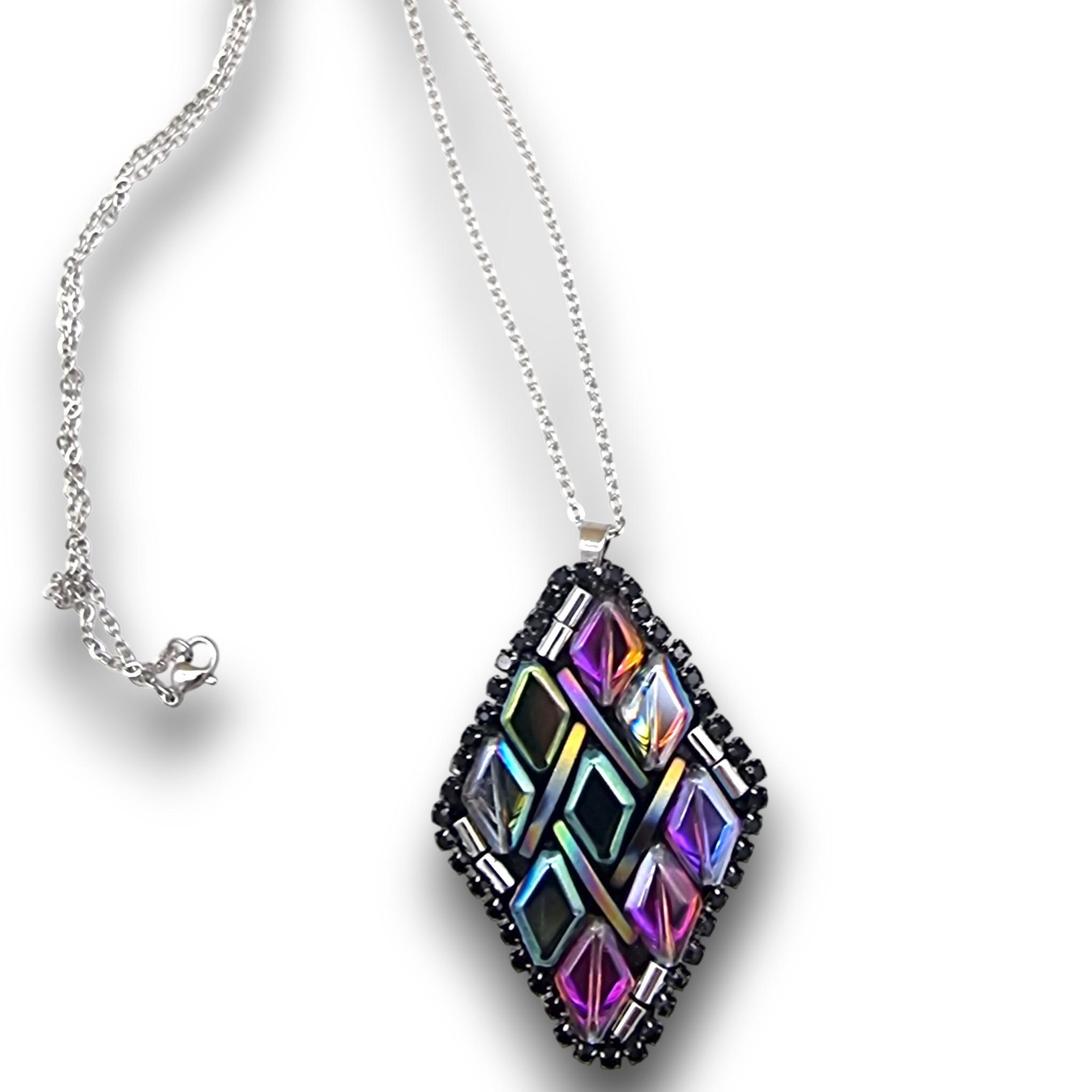 Colier pandantiv margele mari electroplacate, 6cm 1 Colier pandantiv margele mari electroplacate