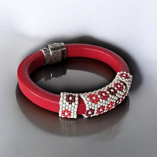 Brățară rosie in glob cadou Crăciun 8cm - imagine 2