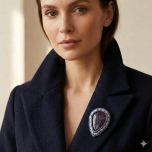 Broșă artizanală cu ametist natural, 68 mm